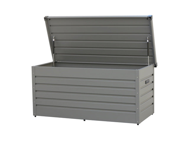 Outdoor storage chest