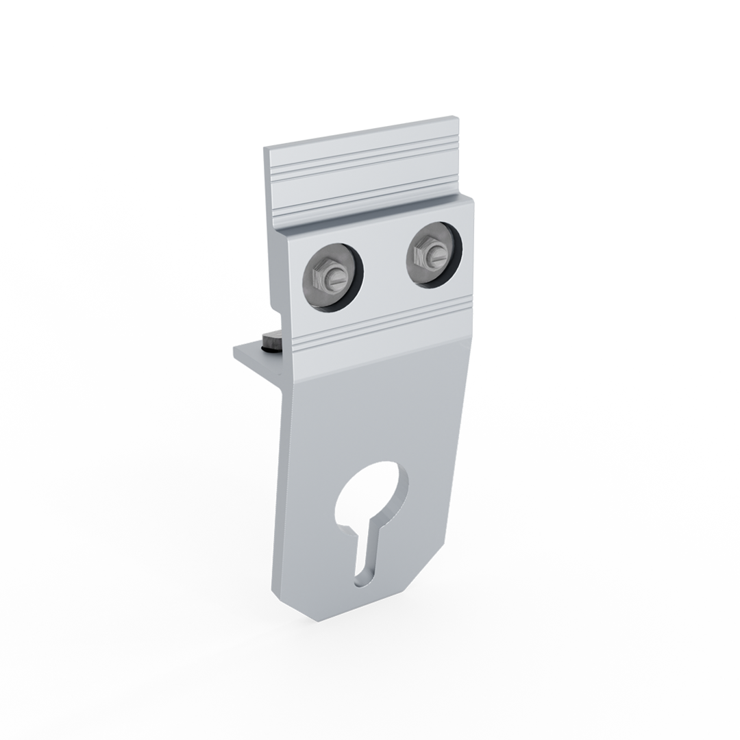 Removable chain plate