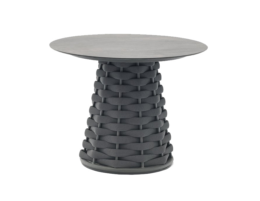 HUG round dining table